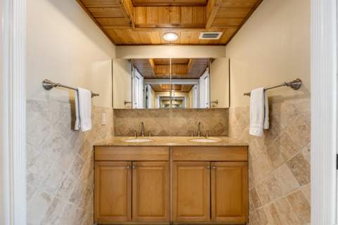 200 Wrenn Street #Apt 510, Plantation Key FL - photo 20 of 38