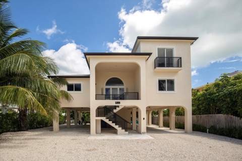 937 Gulf Drive, Summerland Key FL - photo 10 of 58