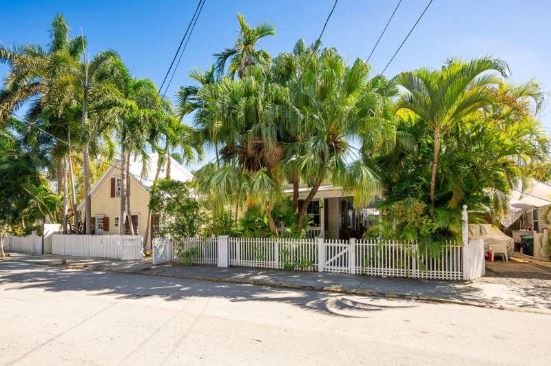 3 bedroom Condominium at 912 James Street #2, Old Town - Unlisted (1.0), Key West — photo 1