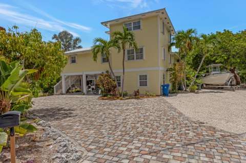 9 Jade Drive, home for sale in Big Coppitt 33040