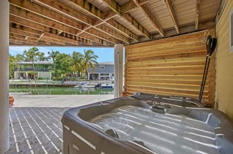 9 Jade Drive, Big Coppitt FL - photo 15 of 67