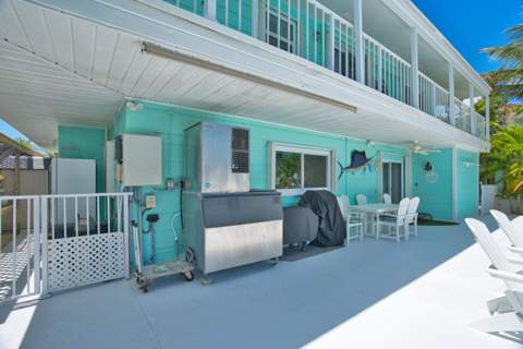 330-340 4th Street, Key Colony FL - photo 15 of 68