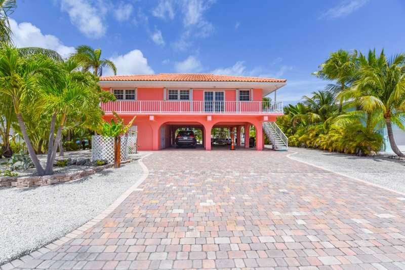 3 bedroom Single Family Residence at 29635 Saratoga Avenue, Pine Channel Estates (29.5), Big Pine Key — photo 1