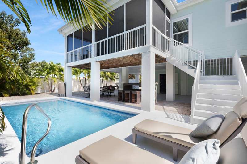 2 bedroom Single Family Residence at 320 Calzada De Bougainville, Waloriss Sub (49.5), Marathon — photo 1