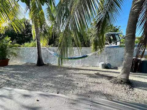 1540 Lantana Lane, Big Pine Key FL - photo 6 of 22