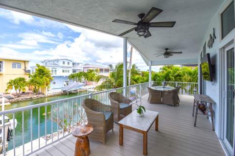 637 E Caribbean Drive, Summerland Key FL - photo 23 of 47