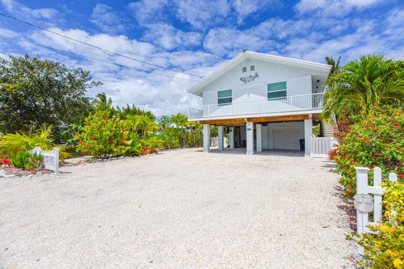 2 bedroom Single Family Residence at 637 E Caribbean Drive, Summerland Key Cove (25.0), Summerland Key — photo 4
