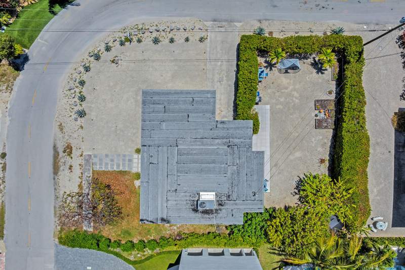 3 bedroom Single Family Residence at 309 Jasmine Street, Yacht Club Island (61.0), Duck Key — photo 5