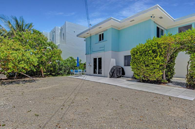 3 bedroom Single Family Residence at 309 Jasmine Street, Yacht Club Island (61.0), Duck Key — photo 4
