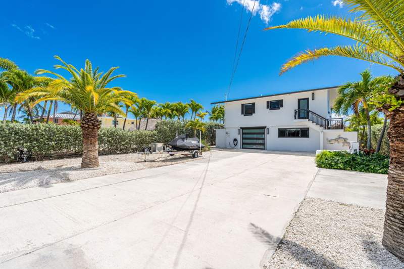 3 bedroom Single Family Residence at 626 Island Drive, Largo Sound Vill (104.0), Key Largo — photo 4