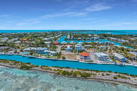 309 Jasmine Street, Duck Key FL - photo 7 of 37