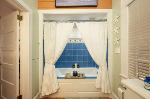 1319 Newton Street, Key West FL - photo 17 of 108