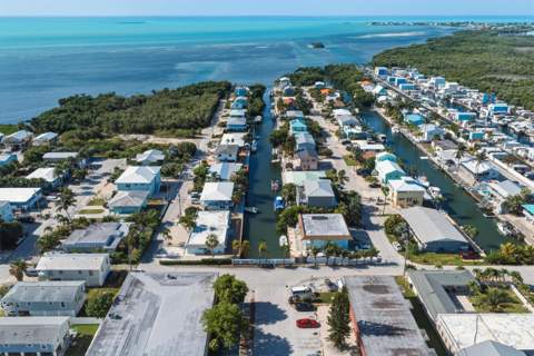 150 E 63rd Street Ocean, Marathon FL - photo 6 of 44
