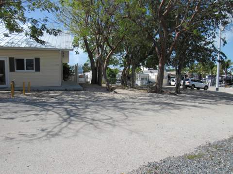 325 Calusa Street ## 15, Key Largo FL - photo 12 of 32