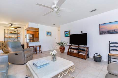 1101 W Ocean Drive #24, Key Colony FL - photo 9 of 45
