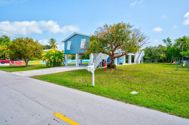 3 bedroom Single Family Residence at 937 Loggerhead Lane, Vacation Harbor (19.5), Sugarloaf Key — photo 2