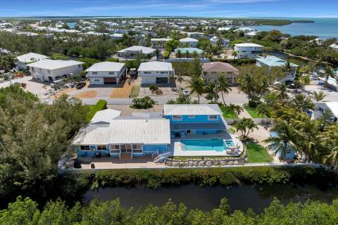 169 Venetian Way, Plantation Key FL - photo 9 of 75