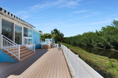 169 Venetian Way, Plantation Key FL - photo 21 of 75