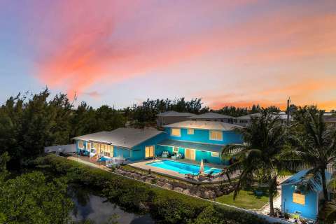 169 Venetian Way, home for sale in Plantation Key 33070
