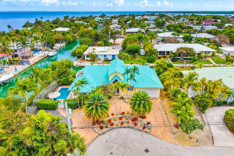 4 bedroom Single Family Residence at 21090 5Th Avenue, Cudjoe Gardens (21.0), Cudjoe Key — photo 2