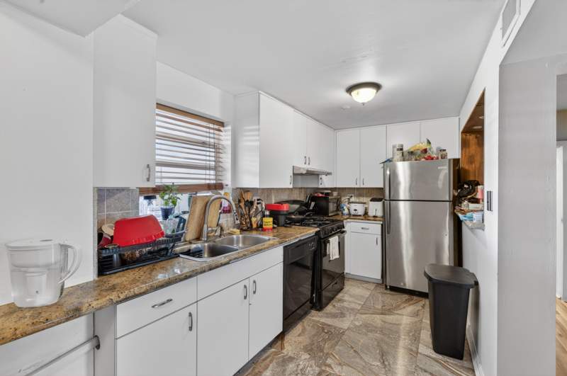 9 bedroom Multi-Units at 1821 Harris Avenue, Key West Realty Cos Sub (3.0), Key West — photo 3