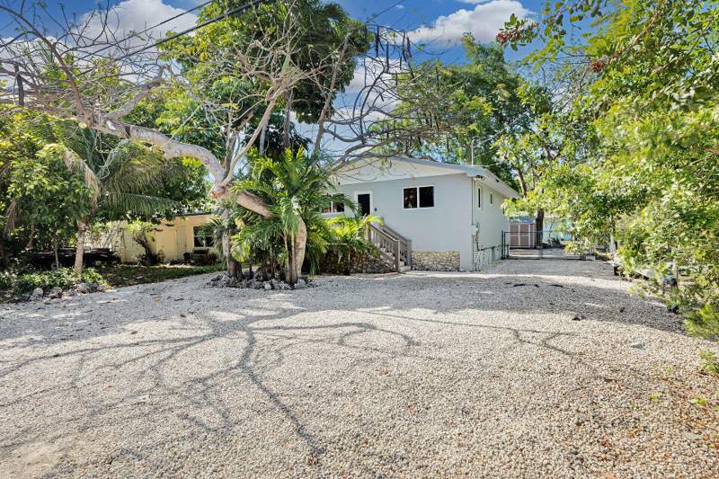 2 bedroom Single Family Residence at 516 Plante Street, S Creek Village (103.0), Key Largo — photo 2