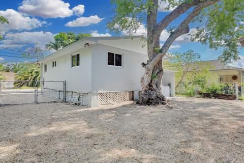 516 Plante Street, Key Largo FL - photo 24 of 37