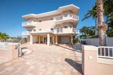 112 N Bounty Lane, Key Largo FL - photo 19 of 49