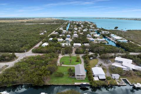 29131 Watson Boulevard, Big Pine Key FL - photo 6 of 33