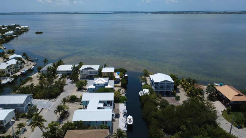 2 bedroom Single Family Residence at 22961 John Avery Lane, Cutthroat Harbor Est (23.0), Cudjoe Key — photo 4