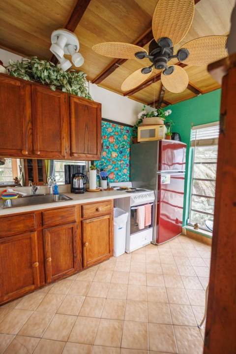 1430 Vernon Avenue, Key West FL - photo 6 of 16
