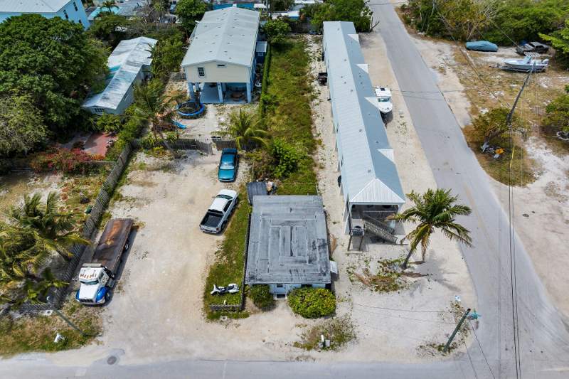 2 bedroom Single Family Residence at 245 41st Street, Marathon Beach (49.0), Marathon — photo 3