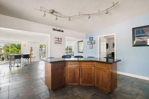 189 Ocean Drive, Plantation Key FL - photo 21 of 45