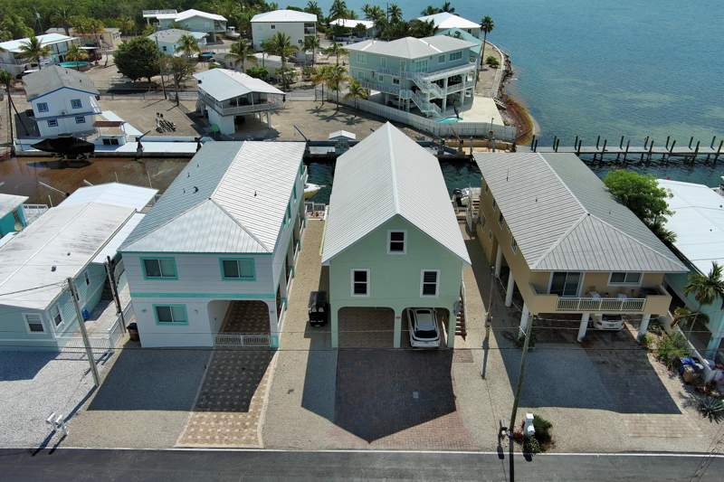 4 bedroom Single Family Residence at 225 Normandy Drive #N/A, Blue Wtr Trlr Vill (92.5), Key Largo — photo 2