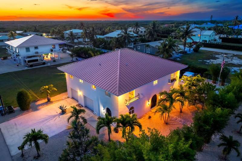 4 bedroom Single Family Residence at 30363 Flamingo Lane, Tropical Bay (30.5), Big Pine Key — photo 4