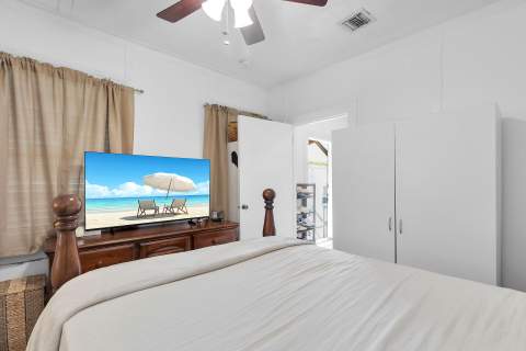 1104 Truman Avenue, Key West FL - photo 20 of 28