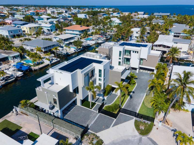 5 bedroom Single Family Residence at 301 Buttonwood Circle #A, Key Largo Beach Addition (100.0), Key Largo — photo 4
