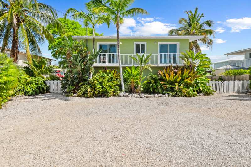 5 bedroom Single Family Residence at 189 Ocean Drive, Tropical Atlantic Shores 1st Addn (90.0), Plantation Key — photo 1