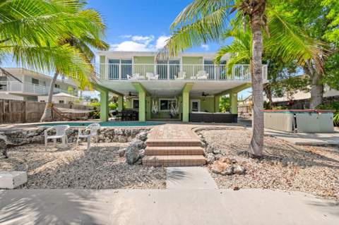 189 Ocean Drive, Plantation Key FL - photo 8 of 45