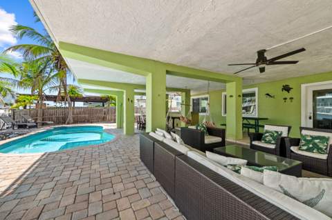 189 Ocean Drive, Plantation Key FL - photo 12 of 45