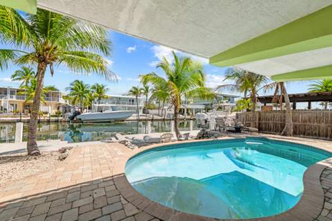 189 Ocean Drive, Plantation Key FL - photo 13 of 45