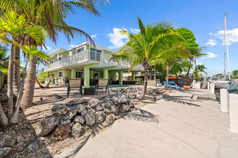 189 Ocean Drive, Plantation Key FL - photo 15 of 45