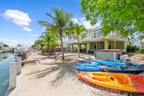 189 Ocean Drive, Plantation Key FL - photo 16 of 45