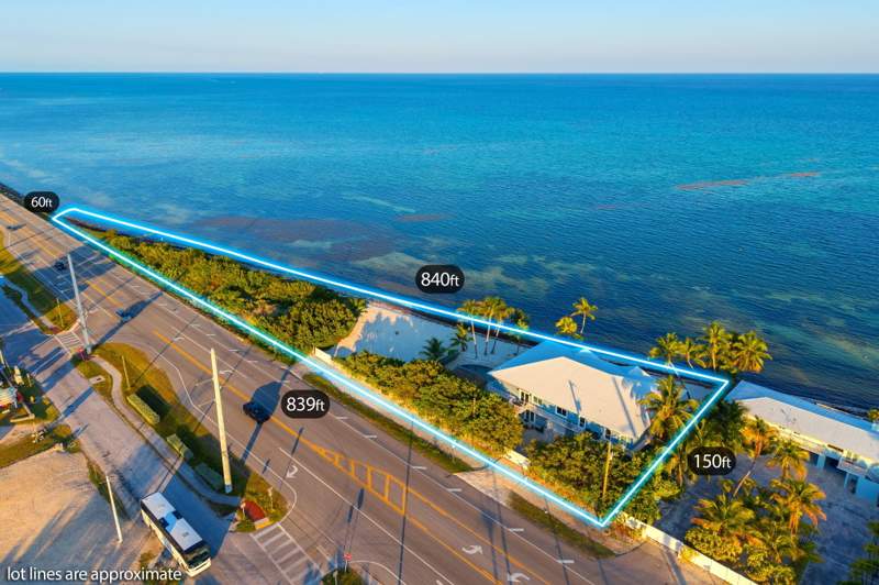 5 bedroom Single Family Residence at 74501 Overseas Highway, Lower Mat Bch (74.0), Lower Matecumbe — photo 3