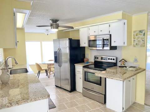 901 S Emerald Drive, Key Largo FL - photo 9 of 50