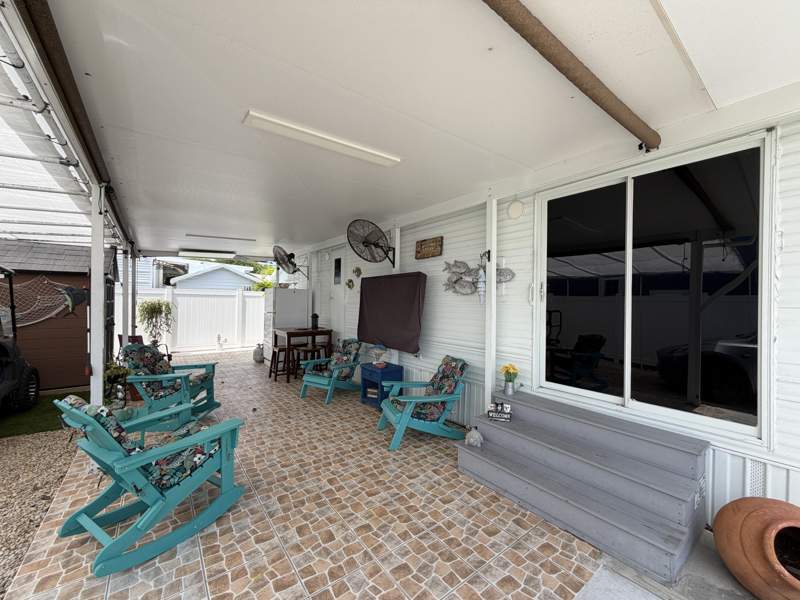 2 bedroom Mobile Home at 325 Calusa Street ## 81, Calusa Campground (101.5), Key Largo — photo 3