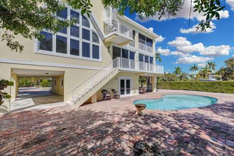 205 Stirrup Key Boulevard, Marathon FL - photo 6 of 57