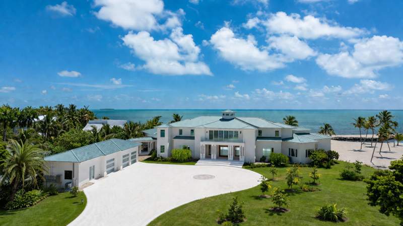 8 bedroom Single Family Residence at 88835 & 88845 Old Highway, Pearl City (89.0), Plantation Key — photo 4