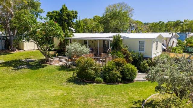 917 Plantation Road