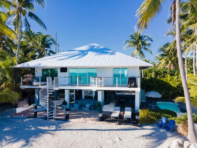 3 bedroom Single Family Residence at 75071 Overseas Highway, Mat Ocean Beach (75.0), Lower Matecumbe — photo 2